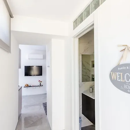Apartment Lea - *
